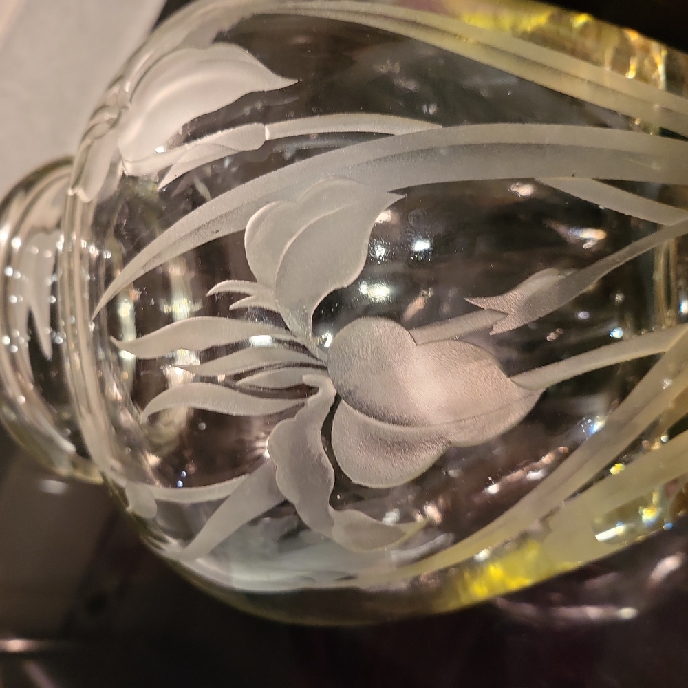 Dorothy Thorpe Glass Etched Floral Vase w/ Bee Mid-century Modern Signed… - Picture 9 of 11